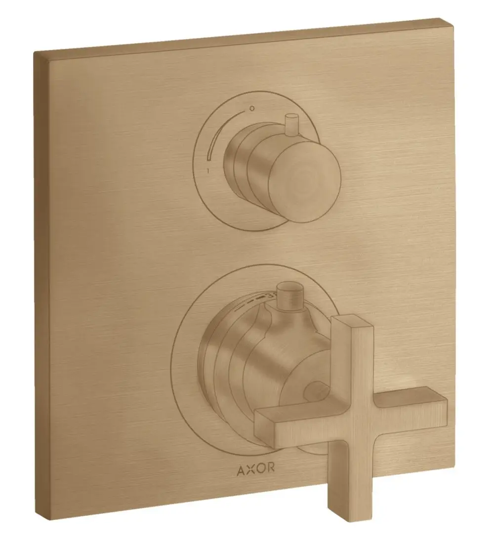 Thermostatunterputz mit zwei Reglern und Kreuzgriff in gebürstetem Bronze-Finish. Gibt die Marke AXOR an. Minimalistisches Design für die Wandmontage.
